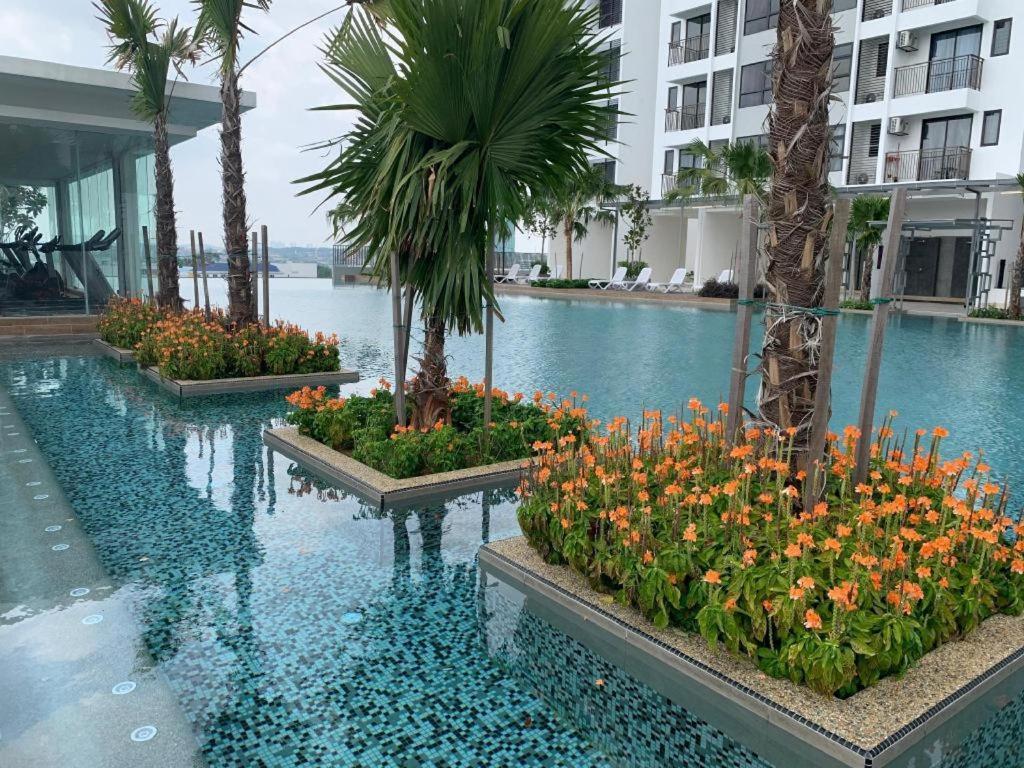 Tiara Imperio Studio 舒适和温暖环境适合情侣享受家的感觉 Kajang Ngoại thất bức ảnh